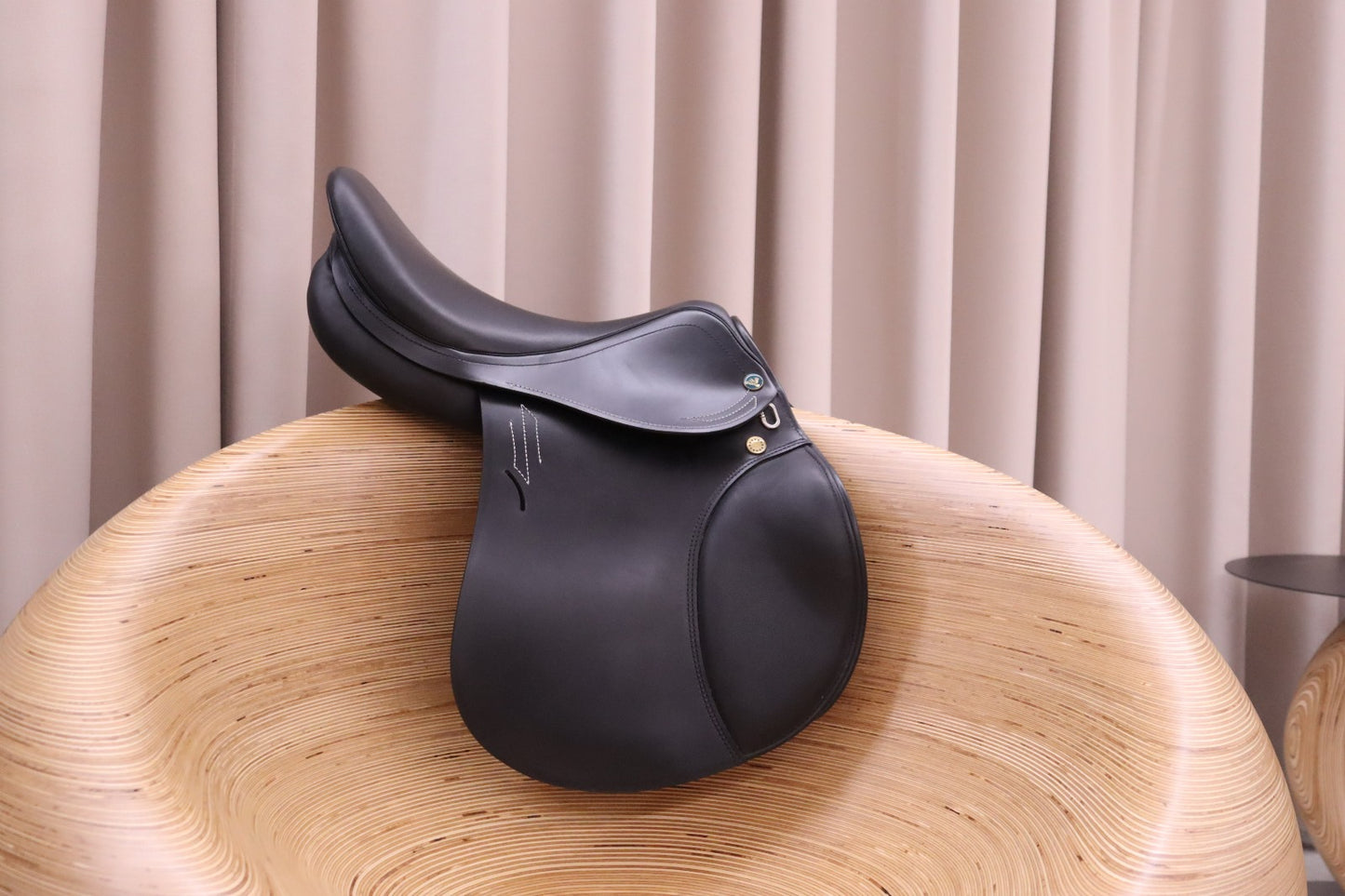 Prestige Romajump Saddle