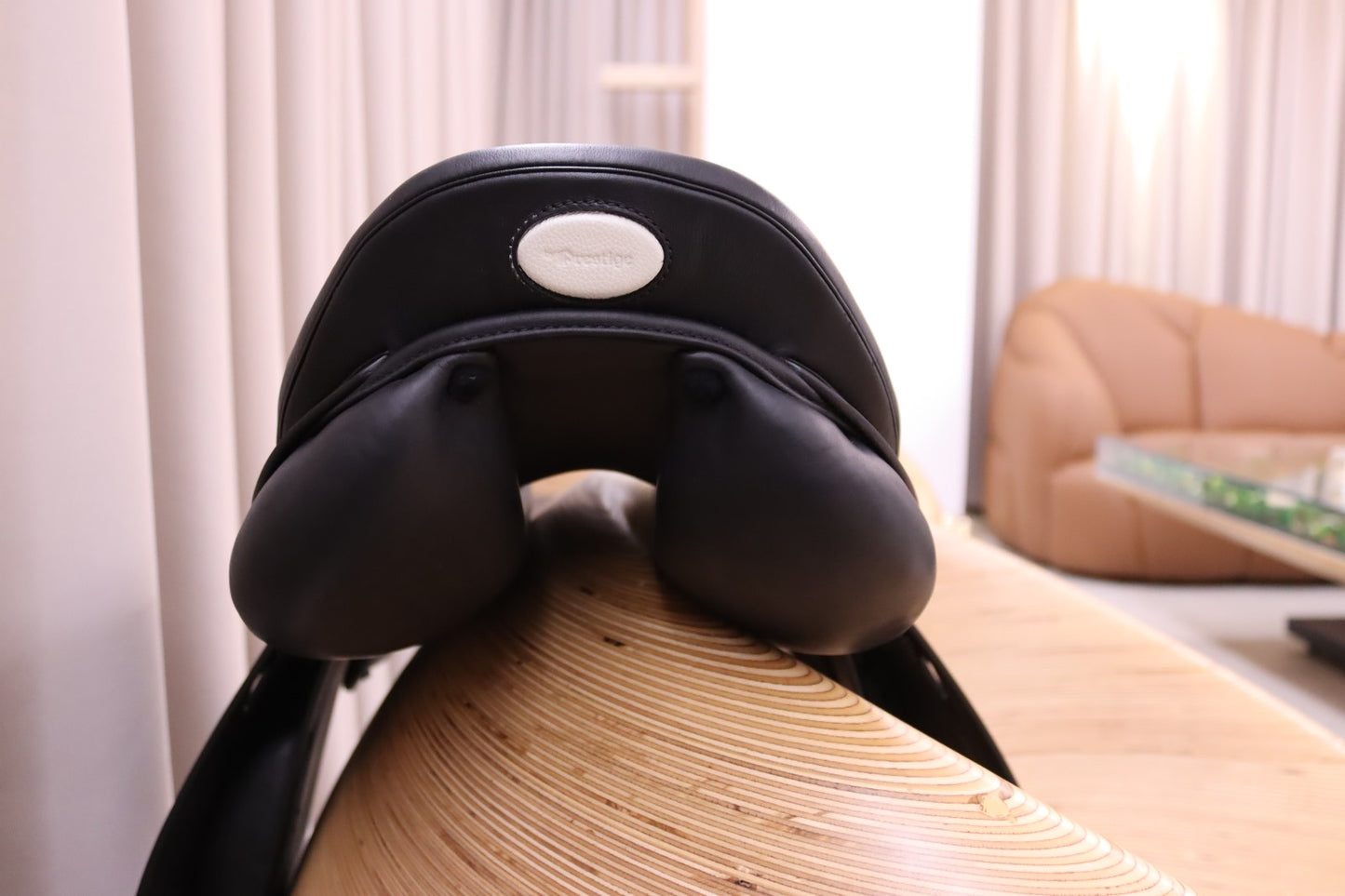 Prestige Romajump Saddle