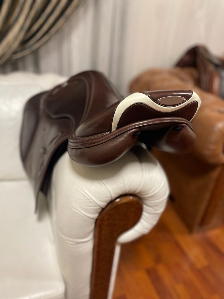 Michel Robert Prestige saddle