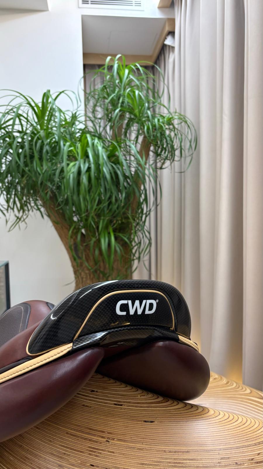 CWD Saddle custom color