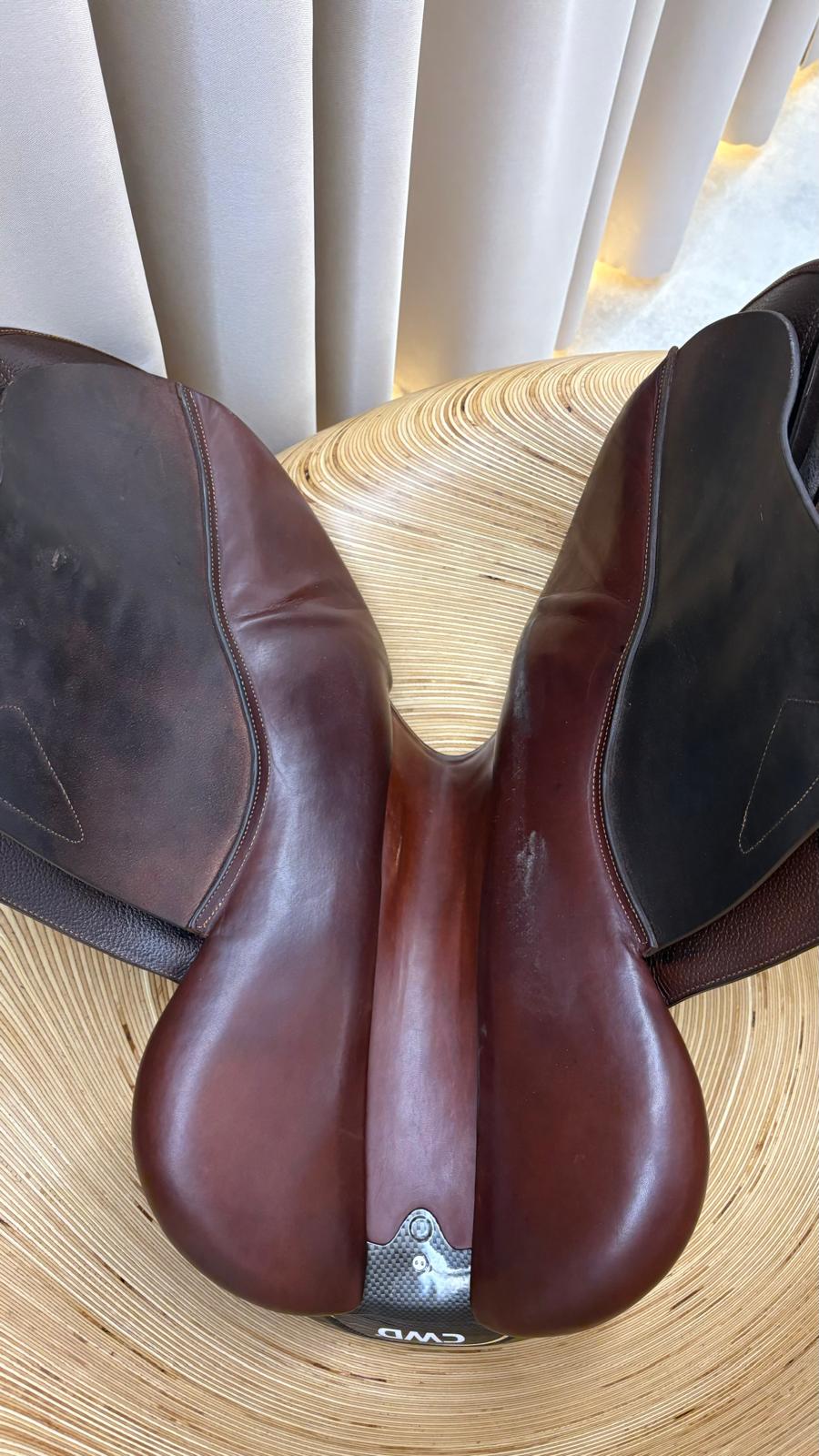 CWD Saddle custom color