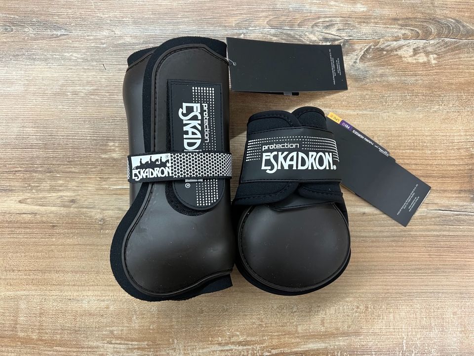 Eskadron gaiters