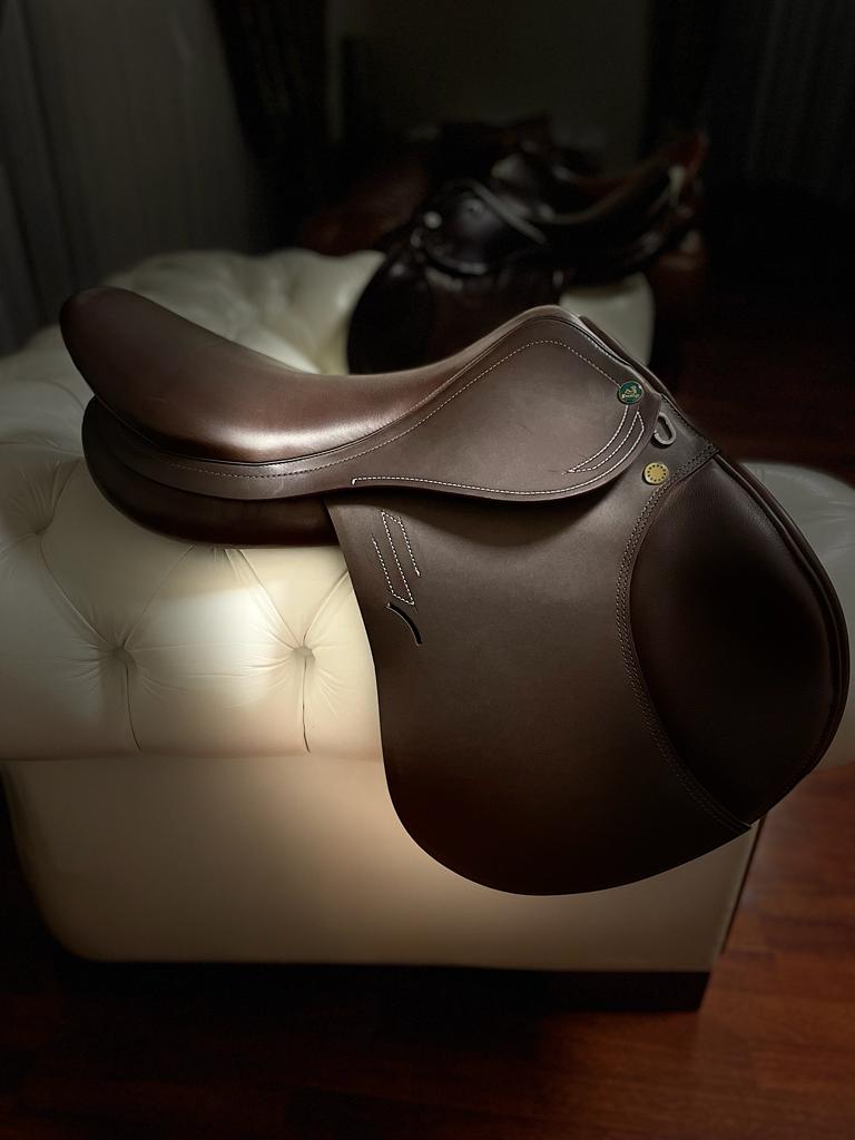 Prestige Roma Jump saddle