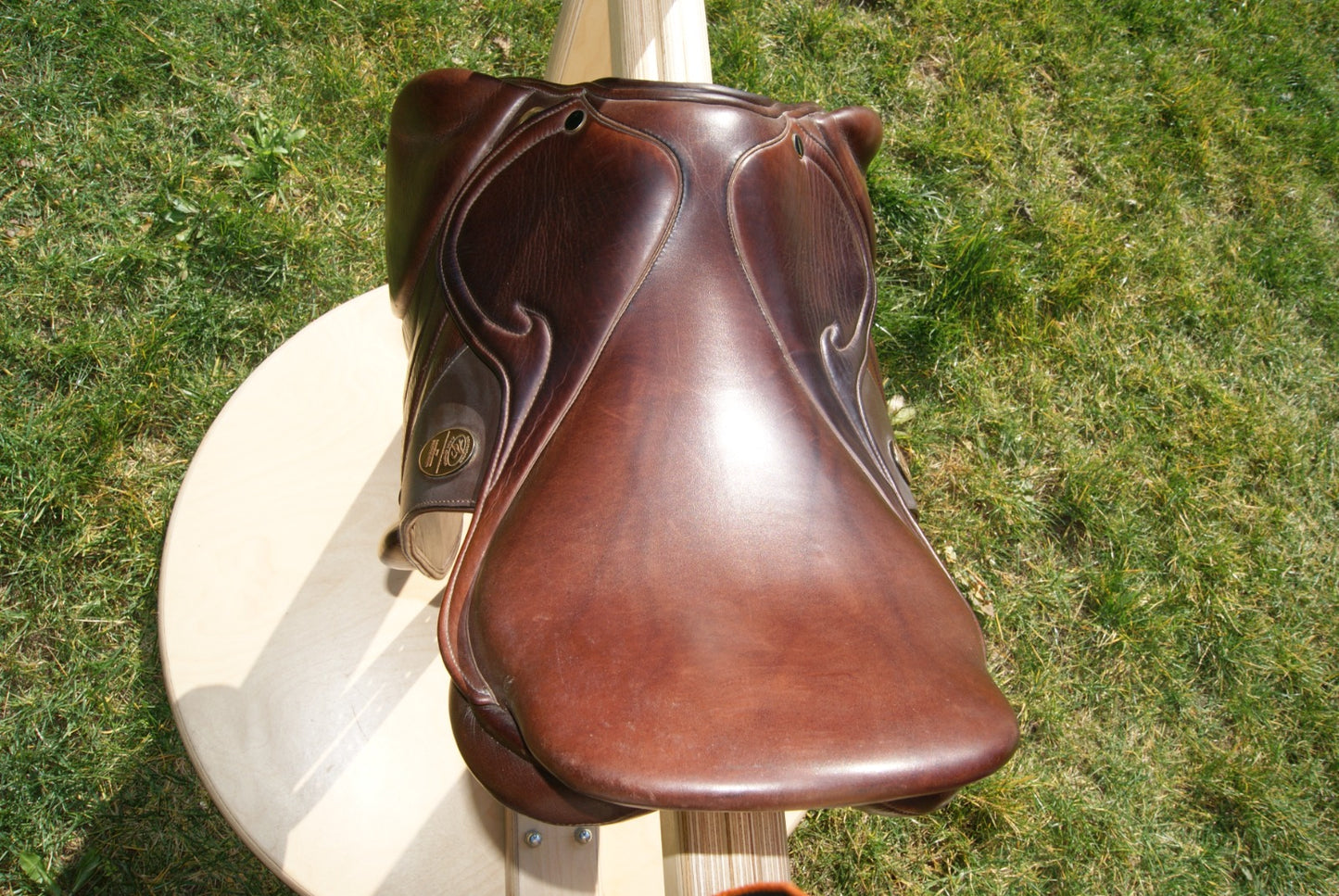 Equestrian saddle-microchip protected (Used)